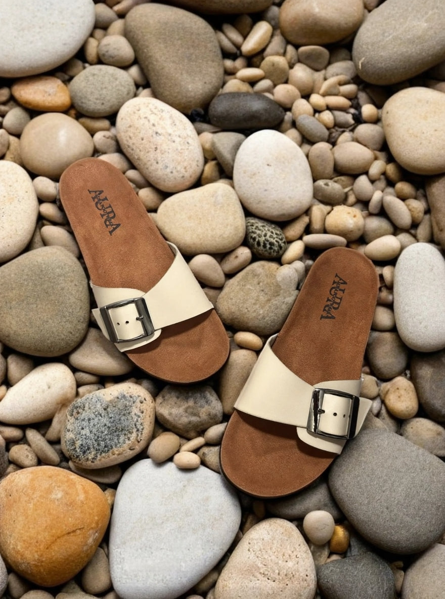 Leya Beige slides