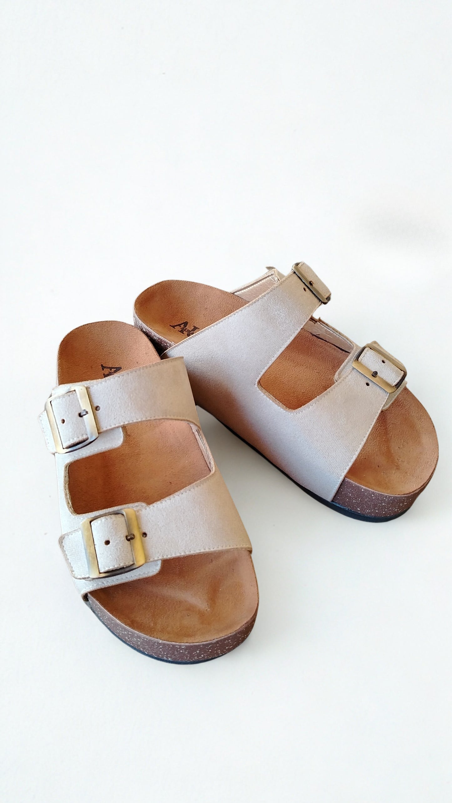 Aria high beige slipper