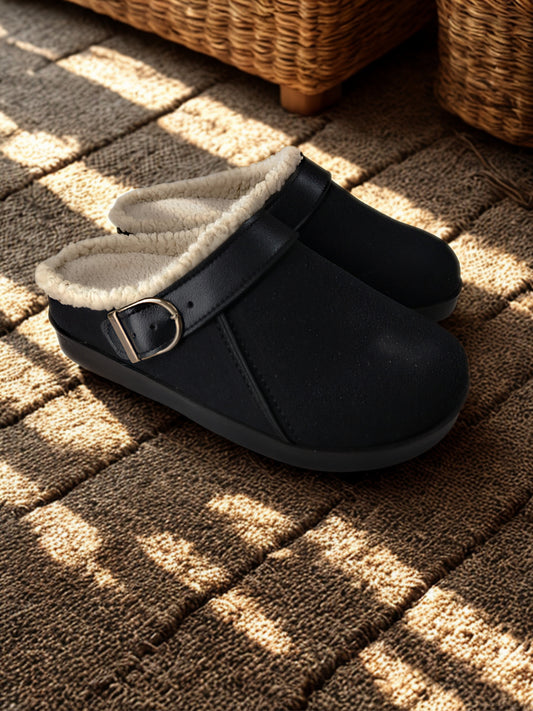 Elora fur black clogs