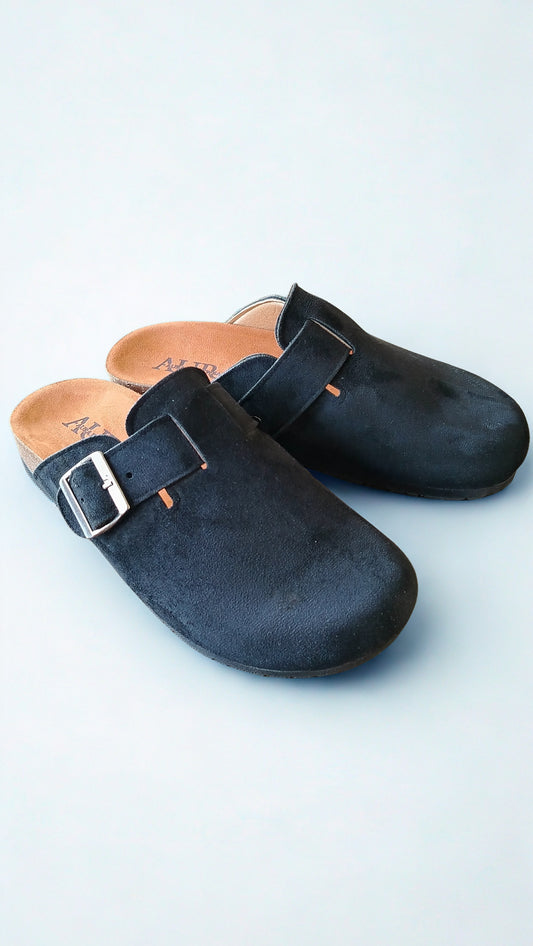 Seren clogs Black
