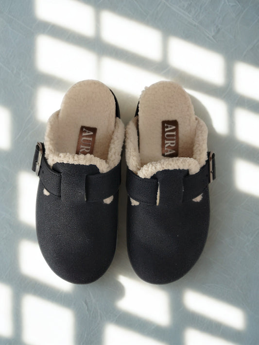 Seren fur black clogs
