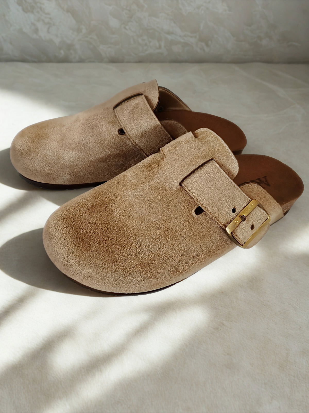 Seren Beige clogs