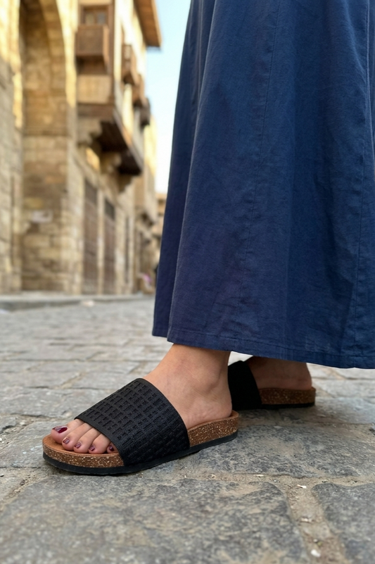 Aura slides black (4012)