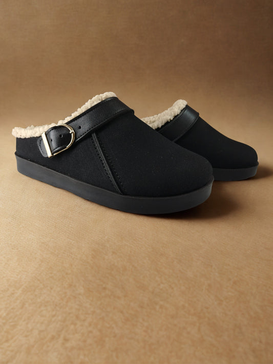 Elora fur black clogs