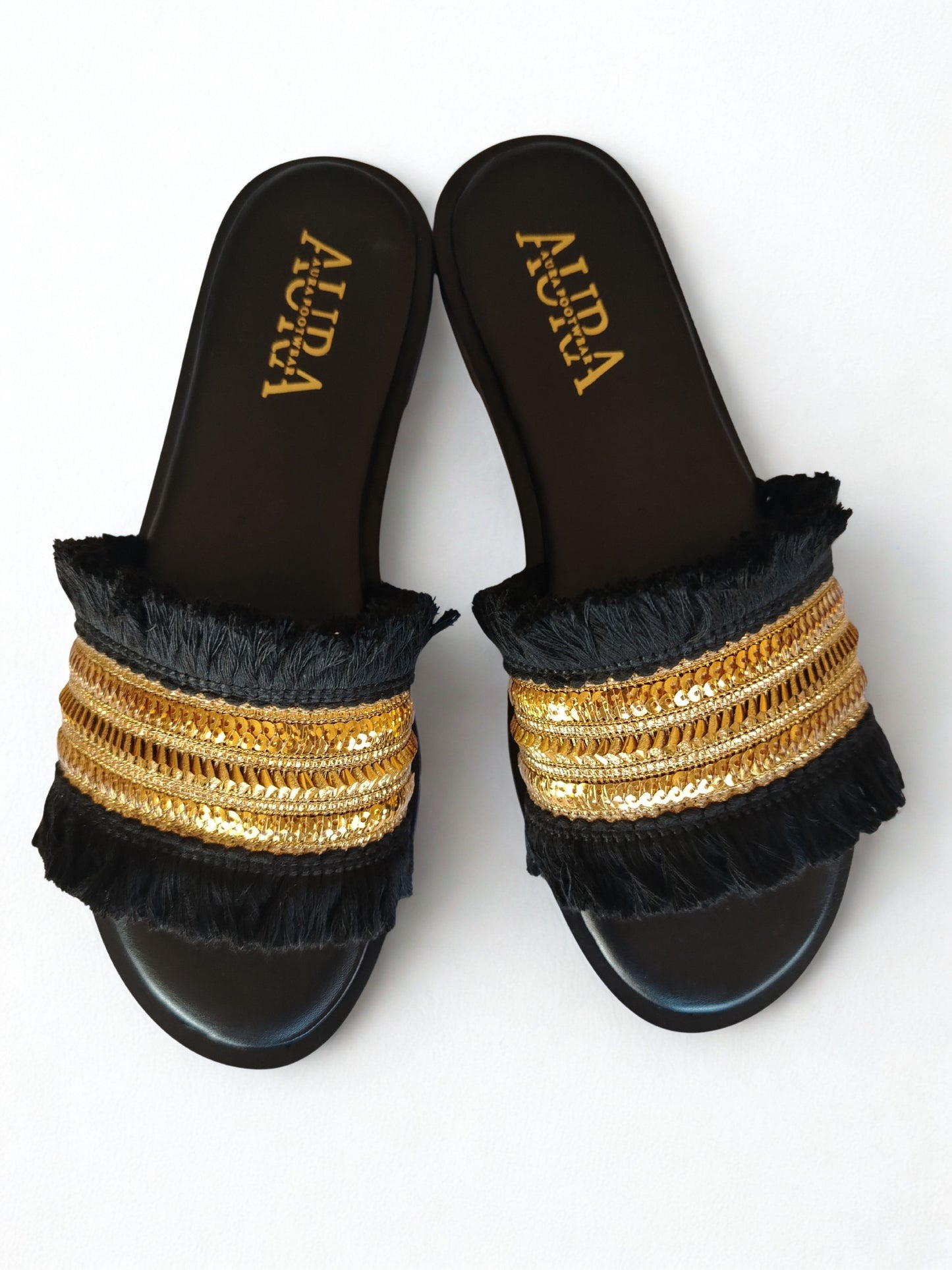 Aura slides black (4006)