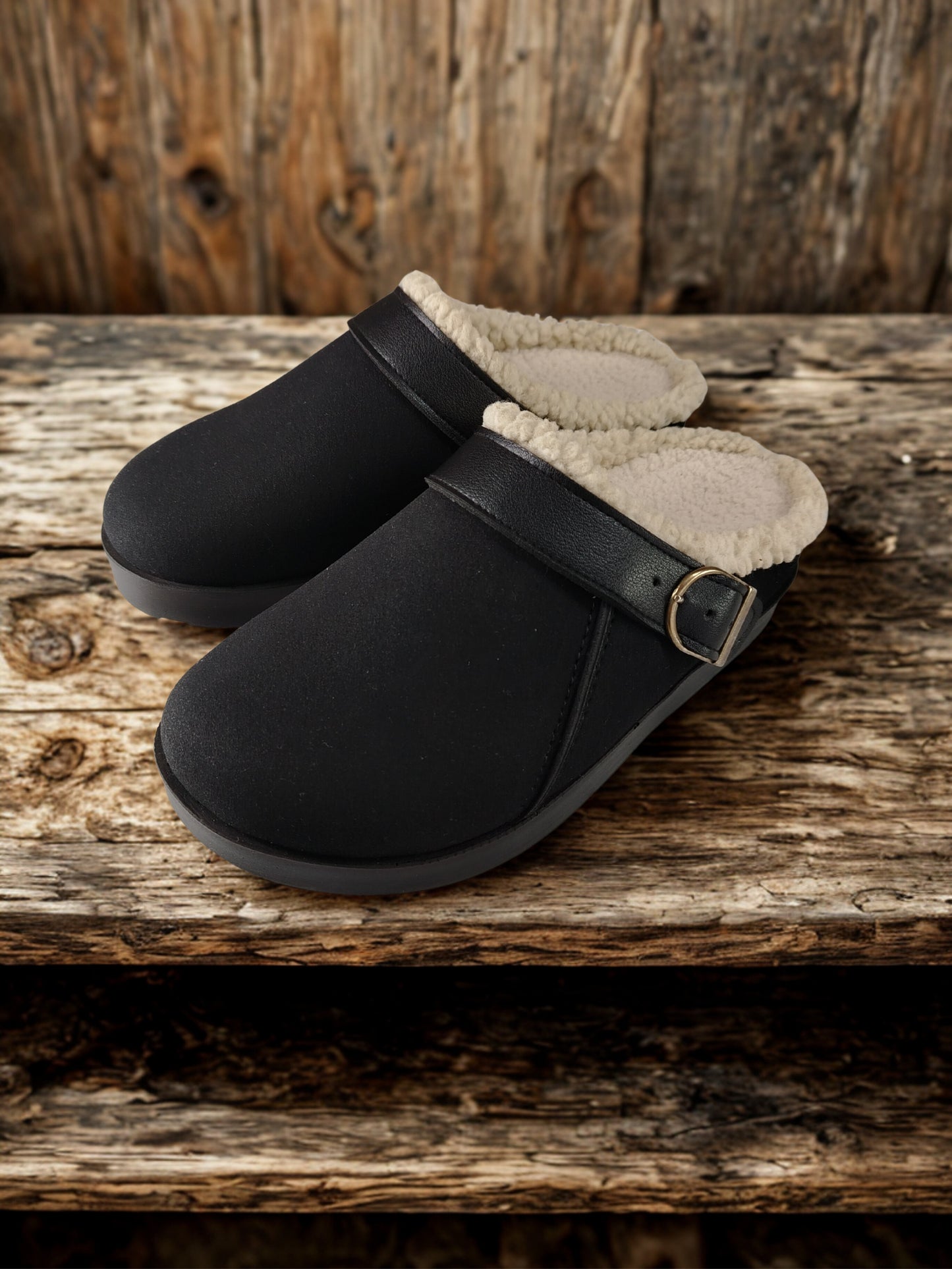 Elora fur black clogs